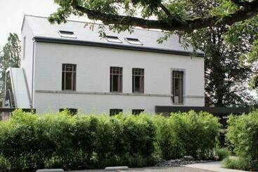 تختخواب و صبحانه Les Begards Espace 9