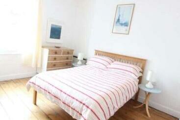 بنسيون Drang House All Rooms Have Stairs