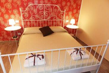 مبيت وإفطار Il Vicoletto