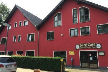 مبيت وإفطار Bergcafè   Hotel Kammann