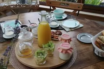 ベッドアンドブレックファースト L Orme Seul, Maison D Hôtes