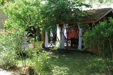 Aamiaismajoitus (B&B) Les Pascals