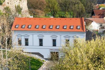 Majatalo Brigadéros Vendégház