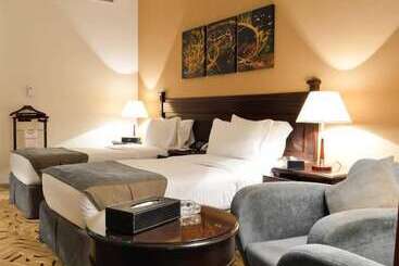 Executives Hotel   Azizia