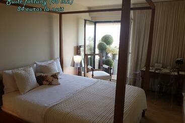 مبيت وإفطار Le Fortuny   3 Suites, 2 Apparts, 1 Chambre   Proche Tram Ligne Aéroport Et Parking Gratuit