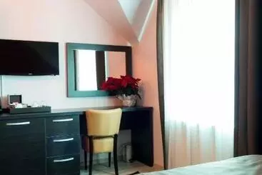 هتل Pridvorul Haiducilor
