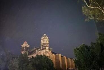 فندق صغير Hospedaje San Antonio Tepoztlán