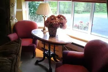 Aamiaismajoitus (B&B) Drumhierney Lodge