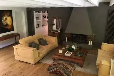 Bed and Breakfast Villa De Miha