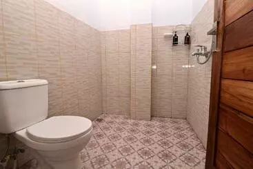 ペンション Dega Gardens