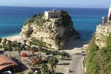 B&b Collemare
