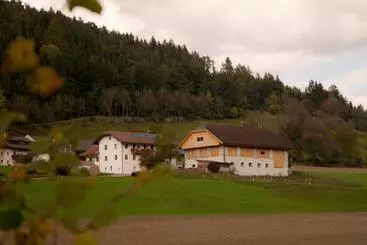 ホテル Stockerhof