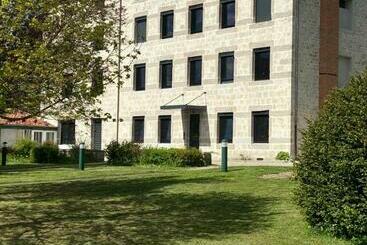 アパートホテル Residence Des Portes Du Velay