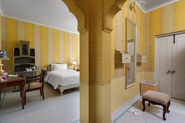 هتل Brij Gaj Kesri, Bikaner   A Boutique Luxury Palace