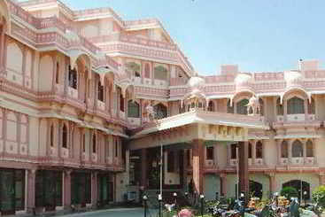 هتل Raj Vilas Place