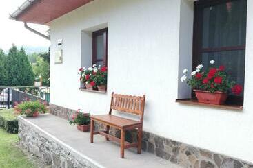 פנסיון Kemencés Vendégház