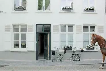 B&b Alphabet   Luxury Guesthouse And Art Gallery
