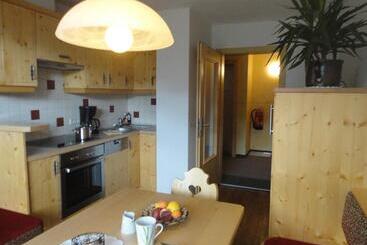 فندق Kirchenbichlerhof