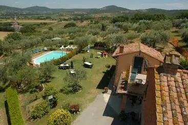 ホテル La Piaggiola Degli Olivi