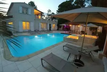 Chez Isabelle Et Guy B&b