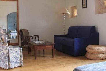 Bed and Breakfast Chambres D Hôtes Le Val De La Garenne