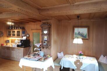 پانسیون Active B&b Prairerhof