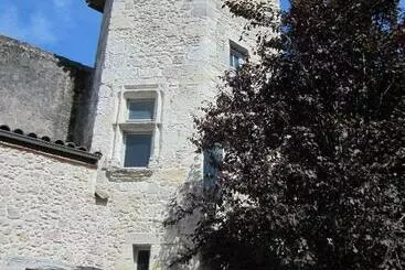 ベッドアンドブレックファースト Chambre D Hôtes La Tour De Brazalem