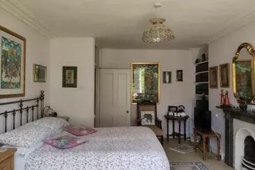 Bed and Breakfast Cascades Gardens