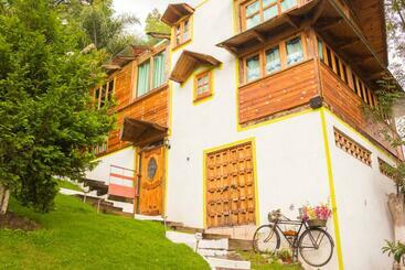 بنسيون Cabañas El Chalet