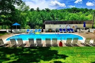 هتل Cove Haven Resort