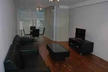 아파트 Access Camden