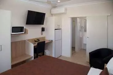 هتل Econo Lodge Park Lane