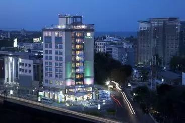 هتل Holiday Inn Dar Es Salaam, An Ihg
