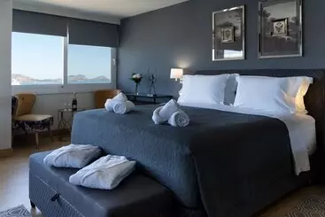 Szálloda Karalis City