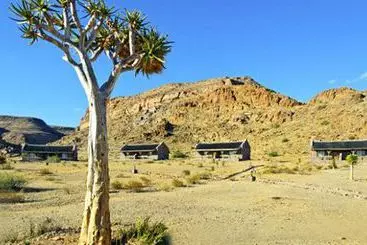 تختخواب و صبحانه Canon Village