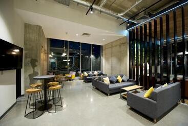 Staycity Serviced Apartments London Heathrow