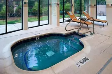 فندق Courtyard High Point