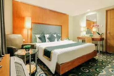 Greenhills Elan Hotel Modern