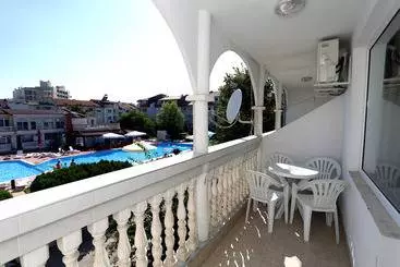 Aparthotel Bravo