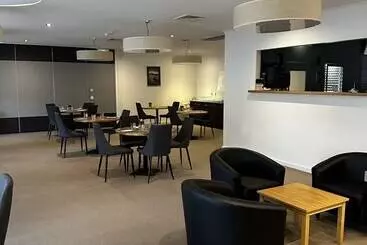 فندق Bairnsdale International