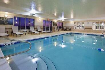 Holiday Inn Express Hotel & Suites Portland, An Ihg