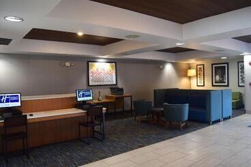 Holiday Inn Express Hotel & Suites Sparta By Ihg