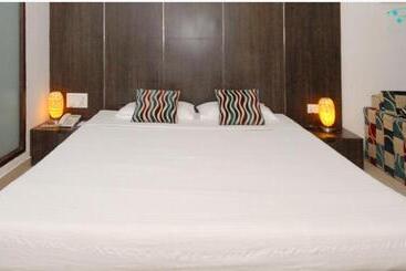 Hotel The New Marrion