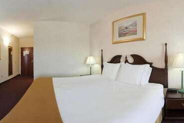 Holiday Inn Express Hotel & Suites Dayton West   Brookville By Ihg