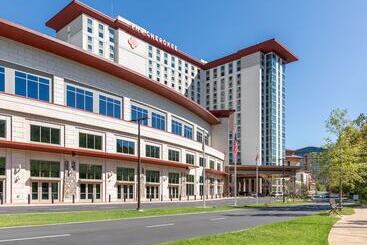 فندق Harrah S Cherokee Casino Resort