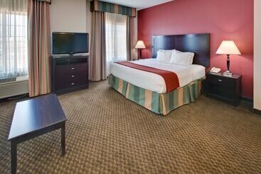 Holiday Inn Express Hotel & Suites Pleasant Prairie Kenosha, An Ihg