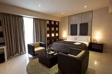 هتل The Wheatbaker