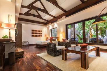 Hotelli Abaca Boutique Resort