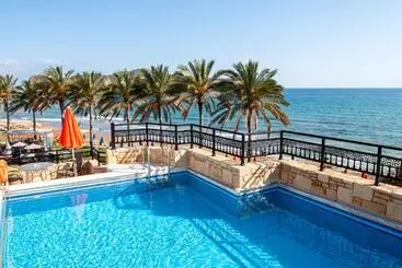 Hotel Alexandra Beach