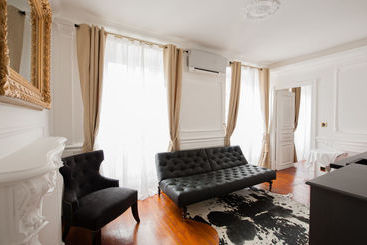 Arts Hotels - Apartments